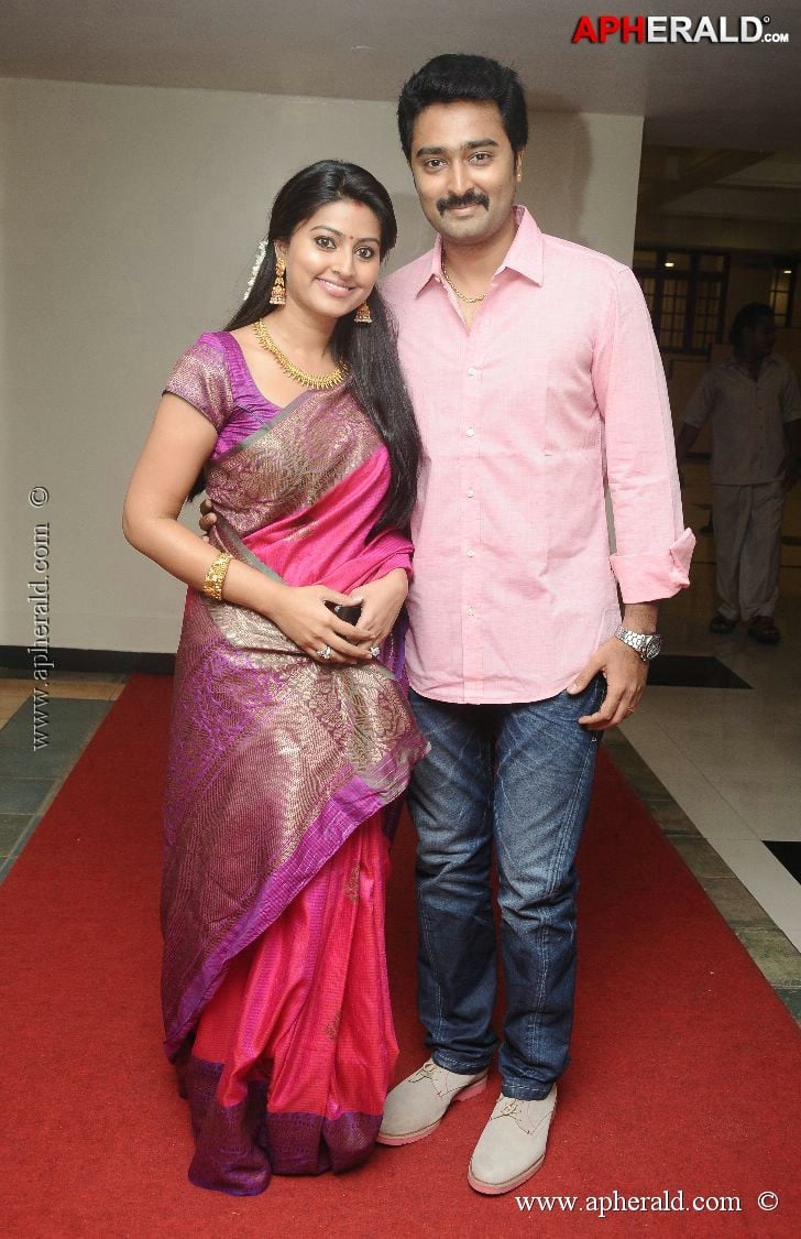 G V Prakash Kumar Saindhavi Reception Photos