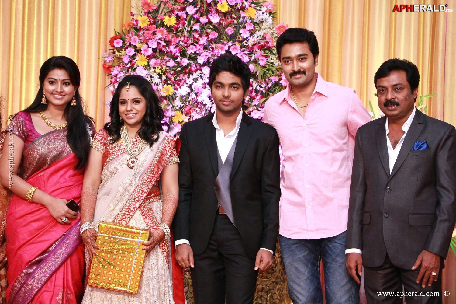 G V Prakash Kumar Saindhavi Reception Photos