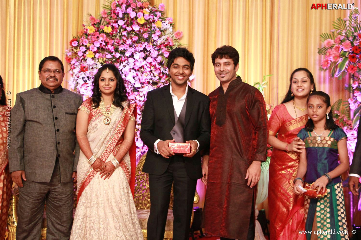 G V Prakash Kumar Saindhavi Reception Photos