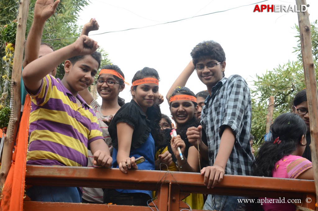 Ganesh Visarjan Photos at Hyd 2