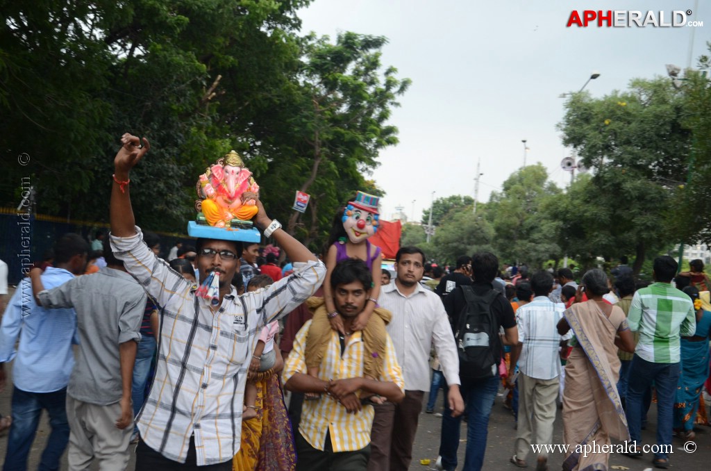 Ganesh Visarjan Photos at Hyd 2
