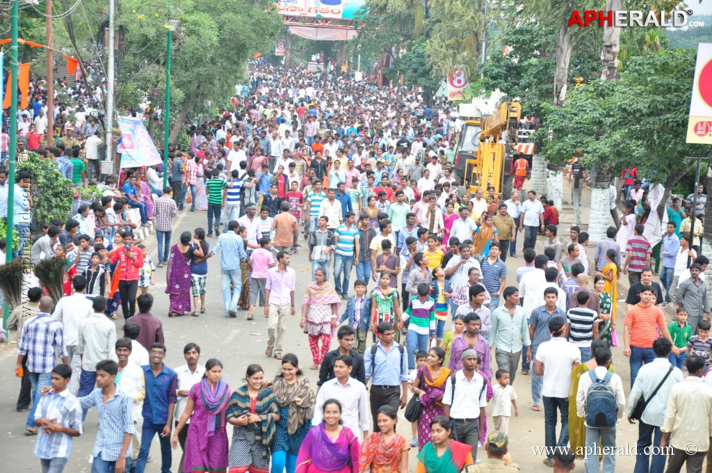 Ganesh Visarjan Photos at Hyd 2