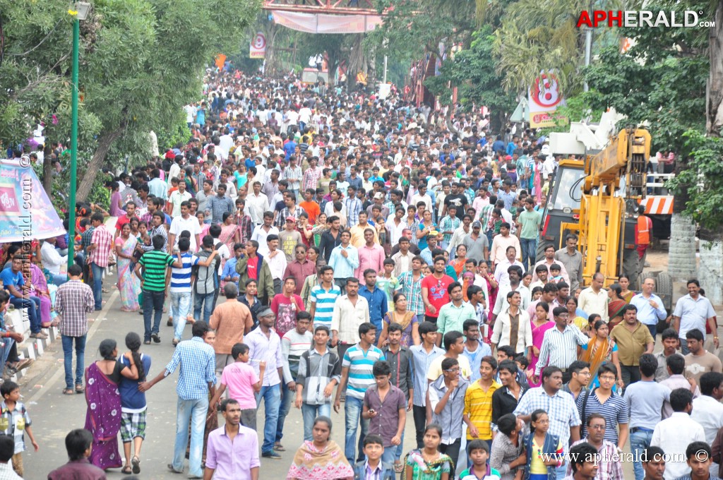 Ganesh Visarjan Photos at Hyd 2