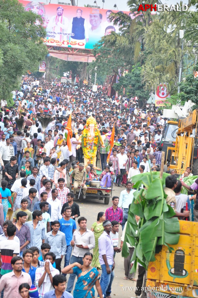 Ganesh Visarjan Photos at Hyd 2