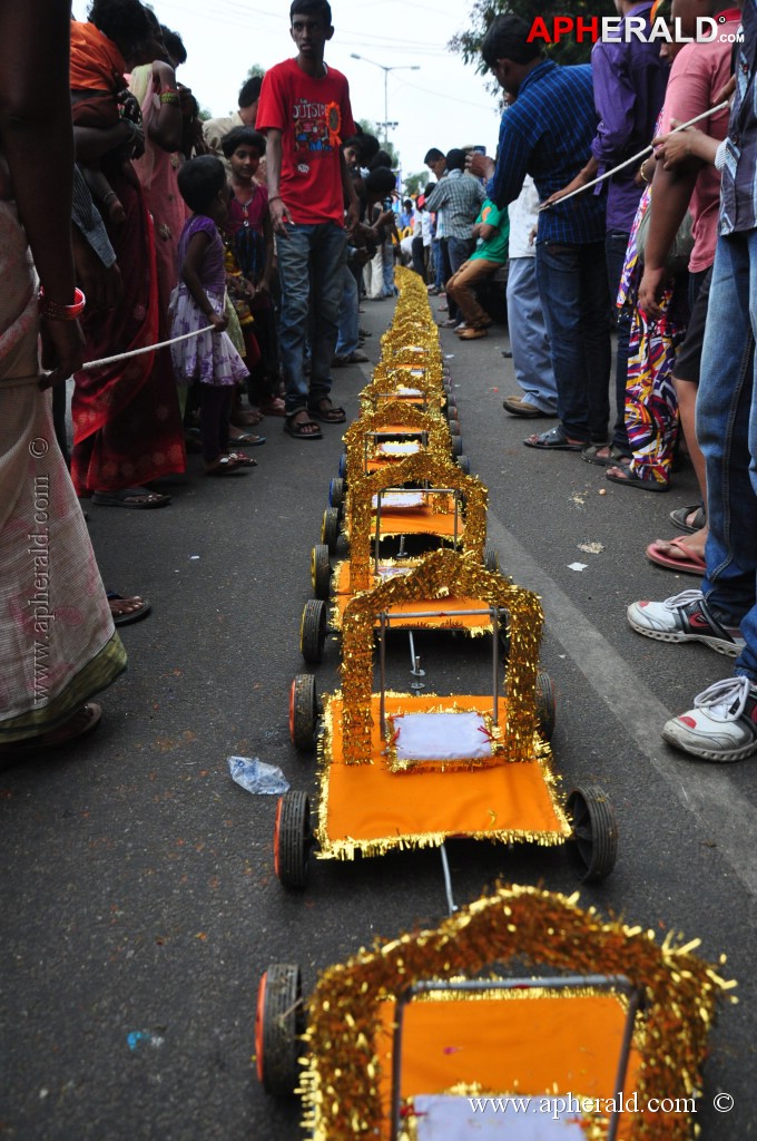 Ganesh Visarjan Photos at Hyd 2