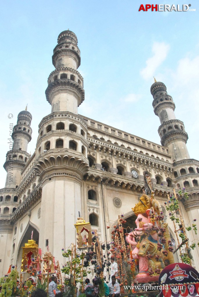 Ganesh Visarjan Photos at Hyd 2