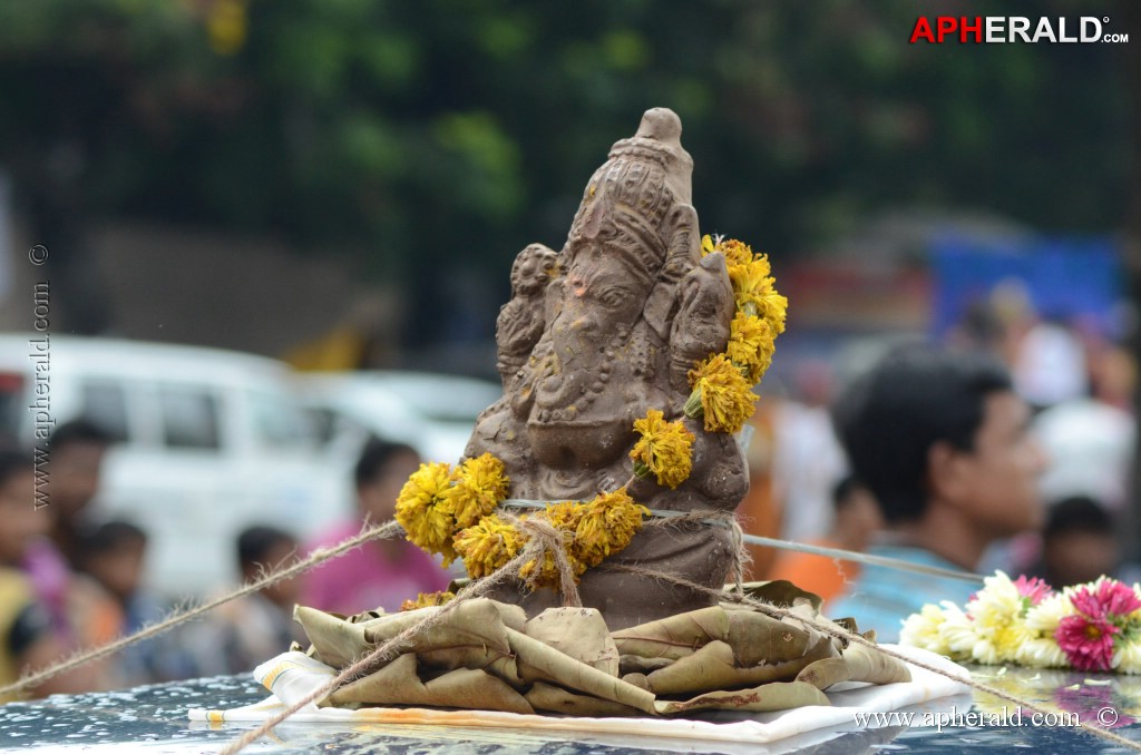 Ganesh Visarjan Photos at Hyd 2
