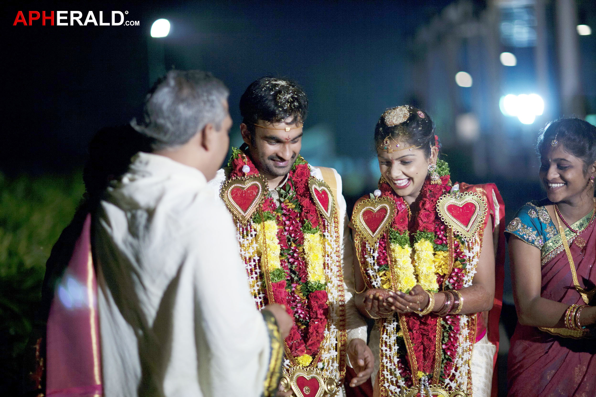 Gautam Jyotsna Wedding Pics