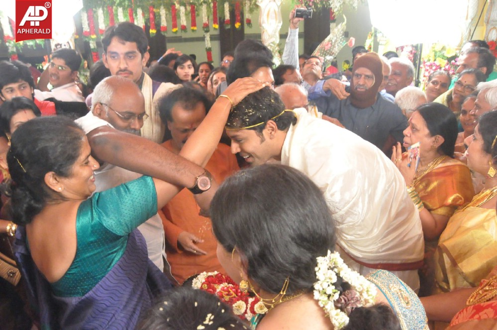 Geeta Madhuri Wedding Photos 1