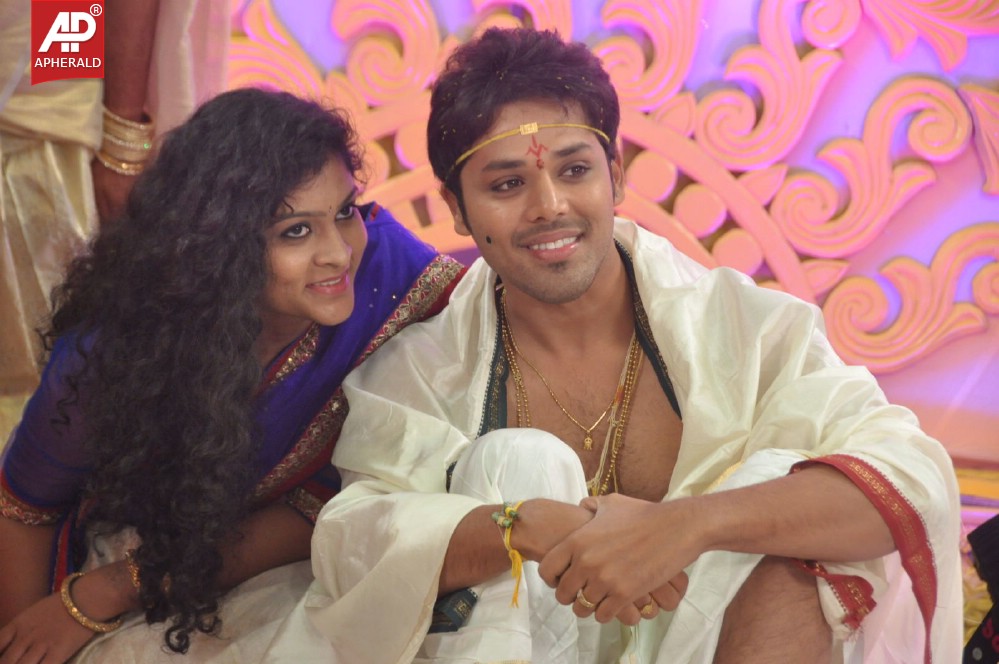 Geeta Madhuri Wedding Photos