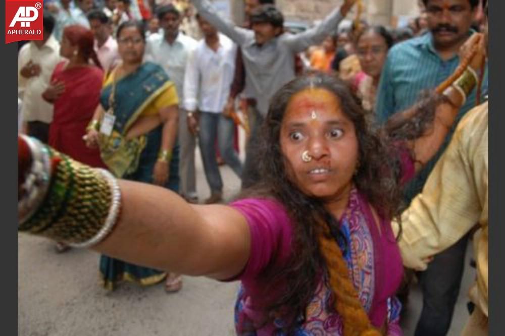 Golconda Bonalu Jathara Images
