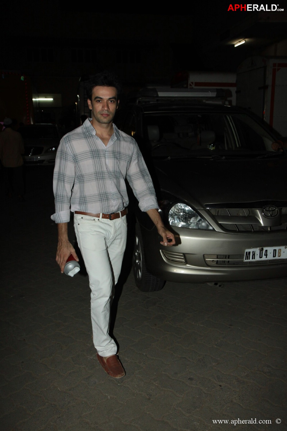 Gori Tere Pyaar Mein Promotion at R City Mall