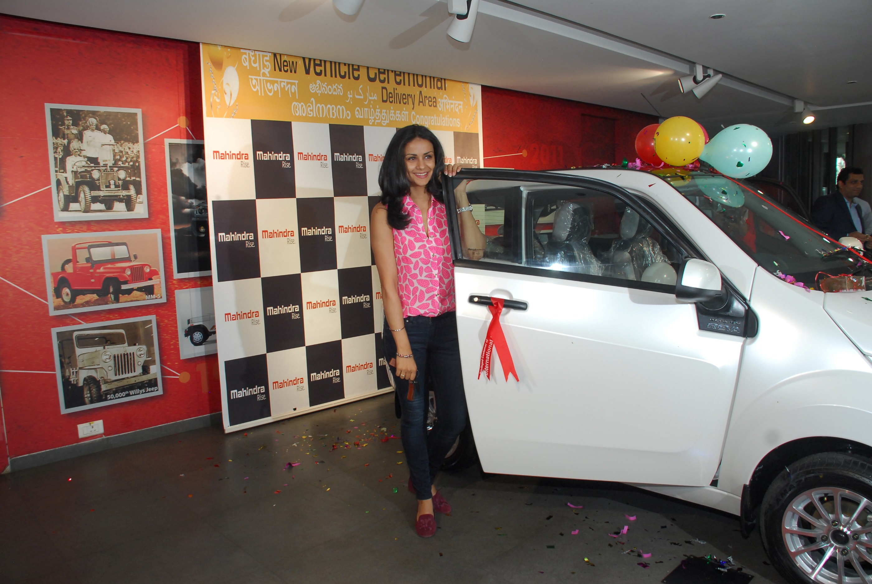 Gul Panag Launch Electric Car Reva E2O