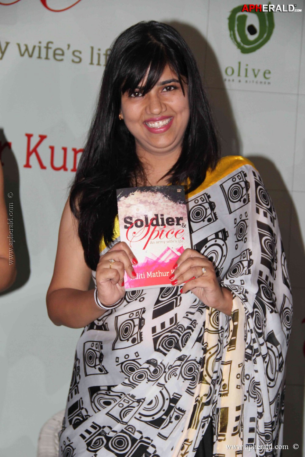Gul Panag Launch Soldier n Spice Book