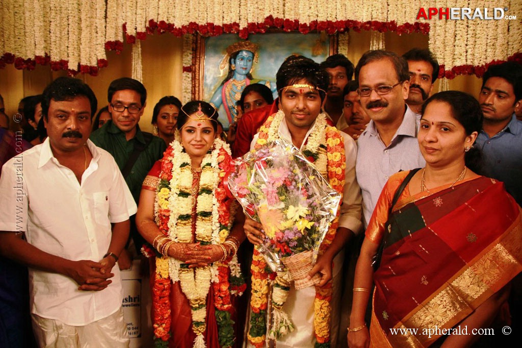 GV Prakash Kumar and Saindhavi Wedding Photos