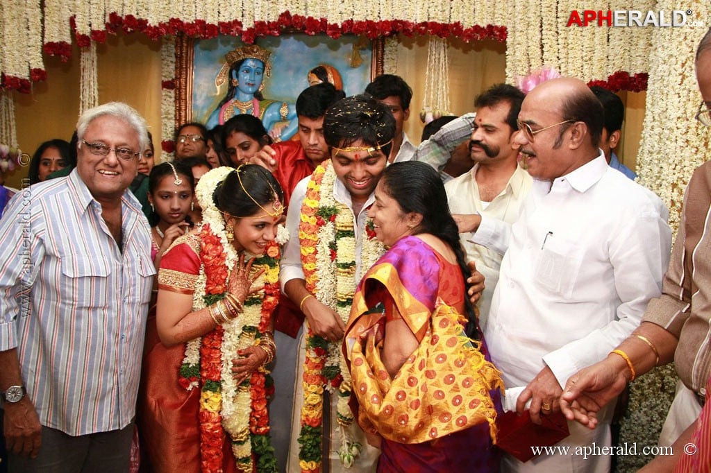 GV Prakash Kumar and Saindhavi Wedding Photos