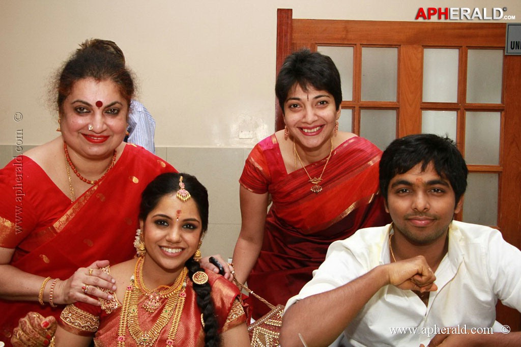 GV Prakash Kumar and Saindhavi Wedding Photos