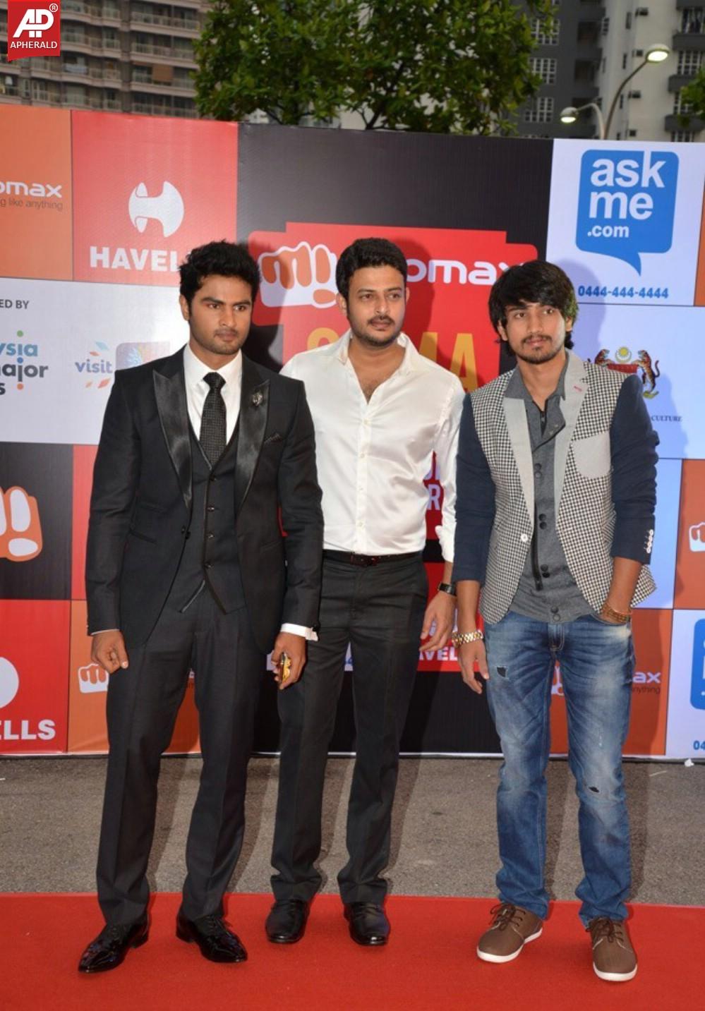 Hot Celebs at SIIMA 2014