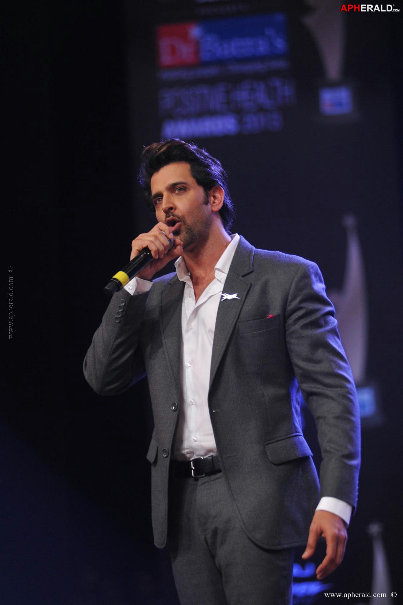 Hrithik Roshan at 8th Positive Health Awards 