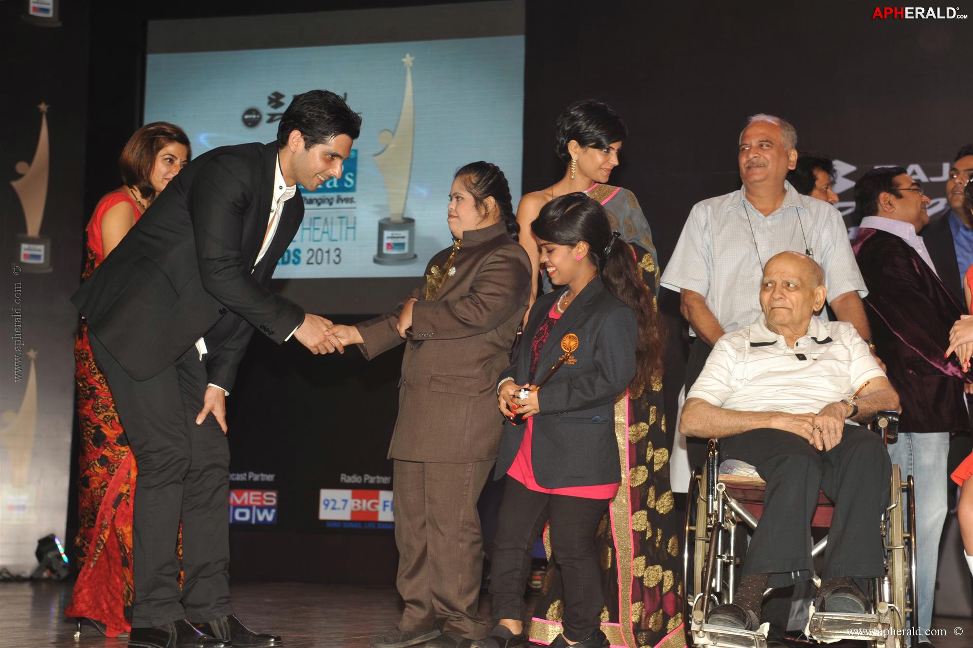 Hrithik Roshan at 8th Positive Health Awards 