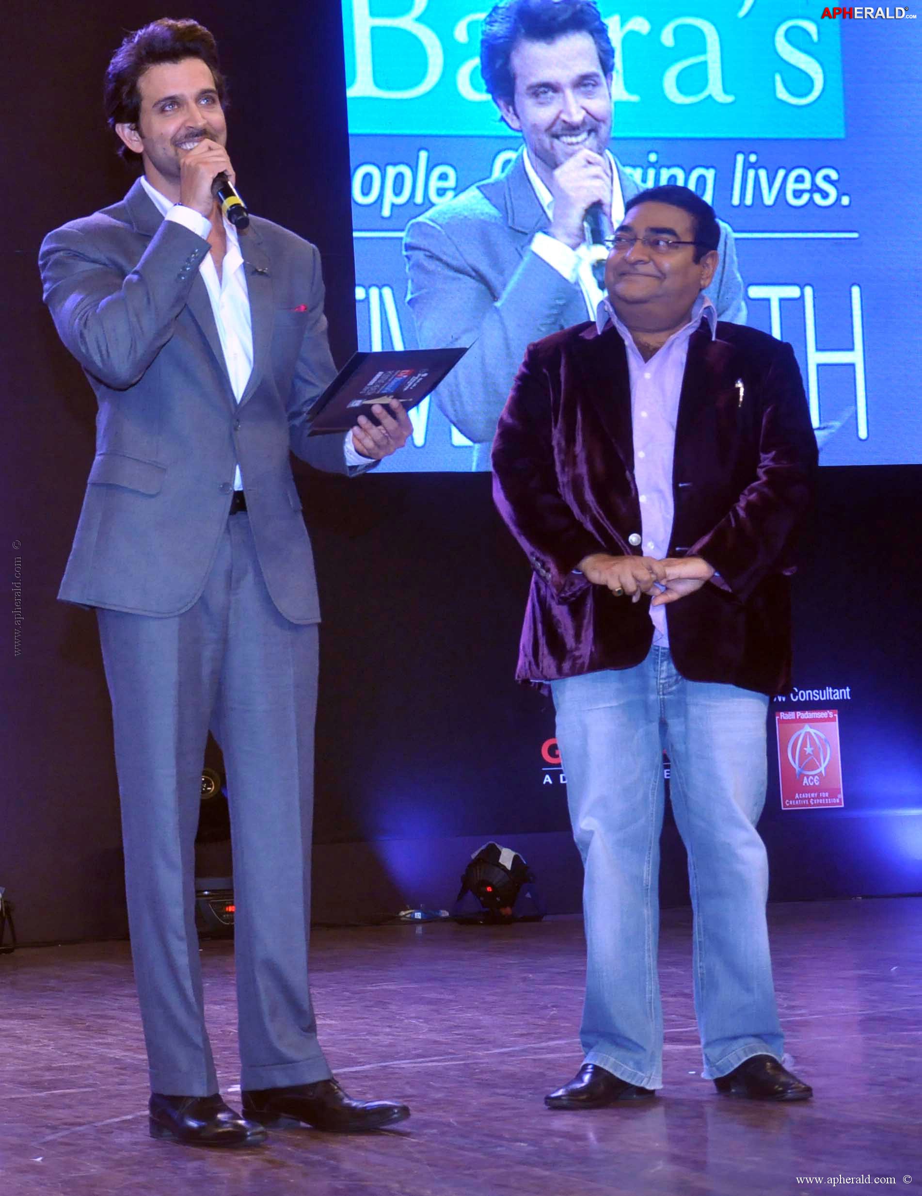 Hrithik Roshan at 8th Positive Health Awards 