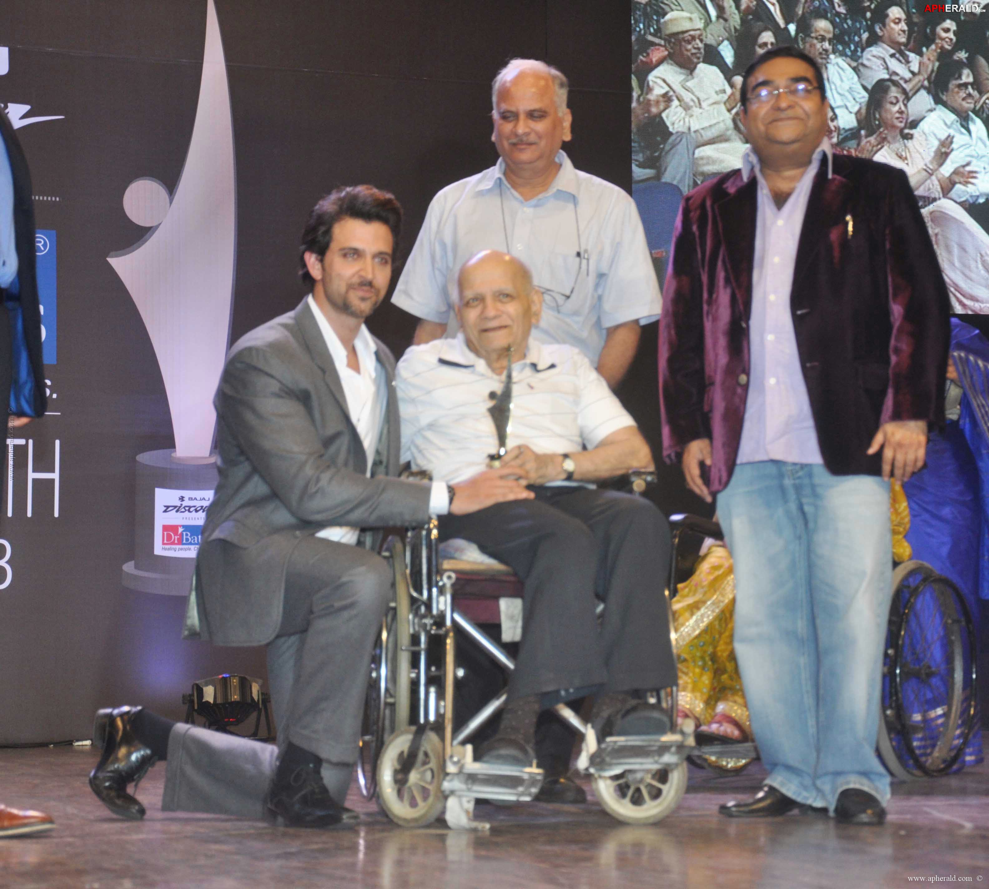 Hrithik Roshan at 8th Positive Health Awards 