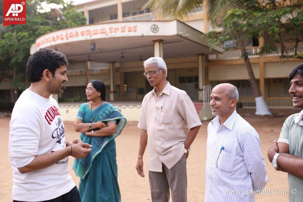 Hrudayam Ekkadunnadi Team College Tour
