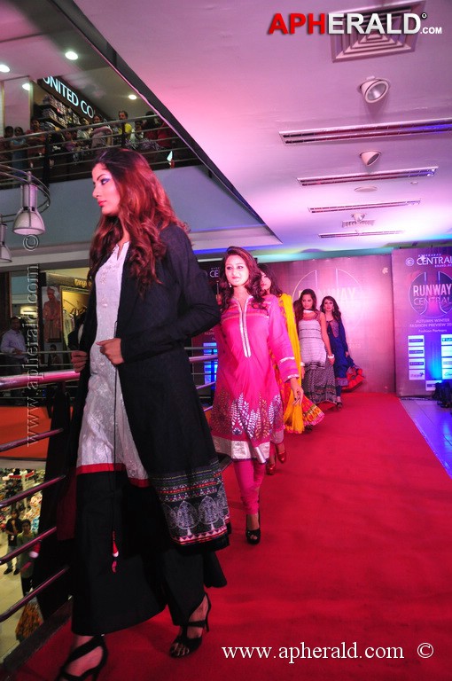 hyderabad central fashion shows
