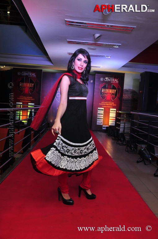 hyderabad central fashion shows