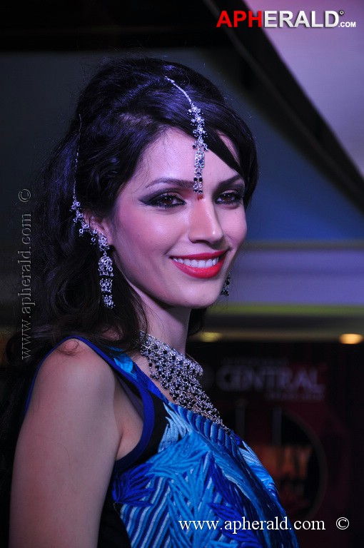 hyderabad central fashion shows