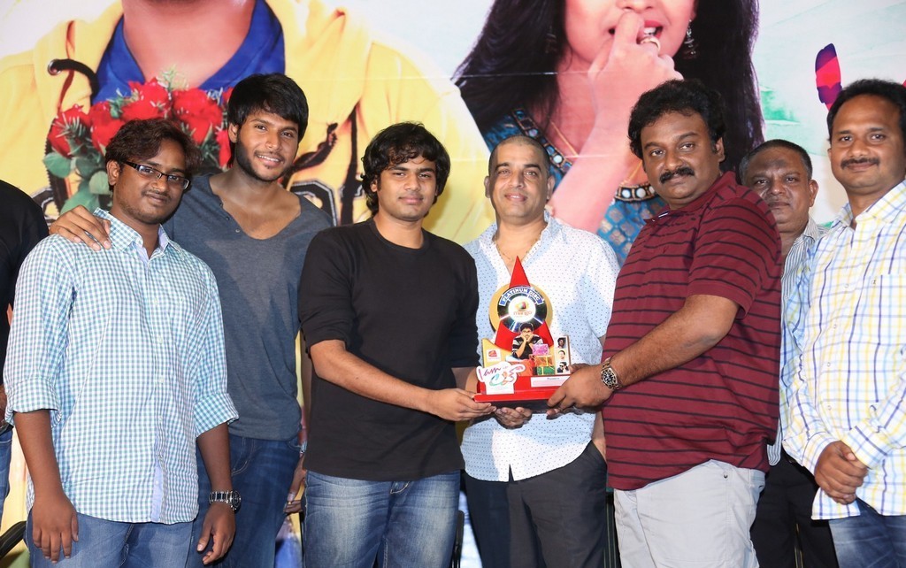 I am in Love Movie Platinum Disc Function