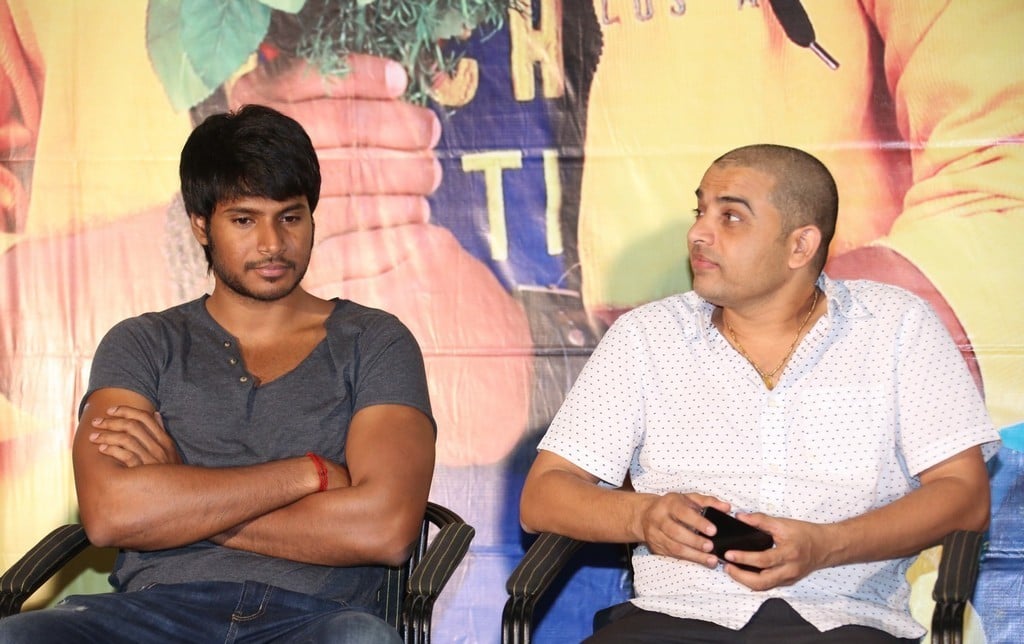 I am in Love Movie Platinum Disc Function