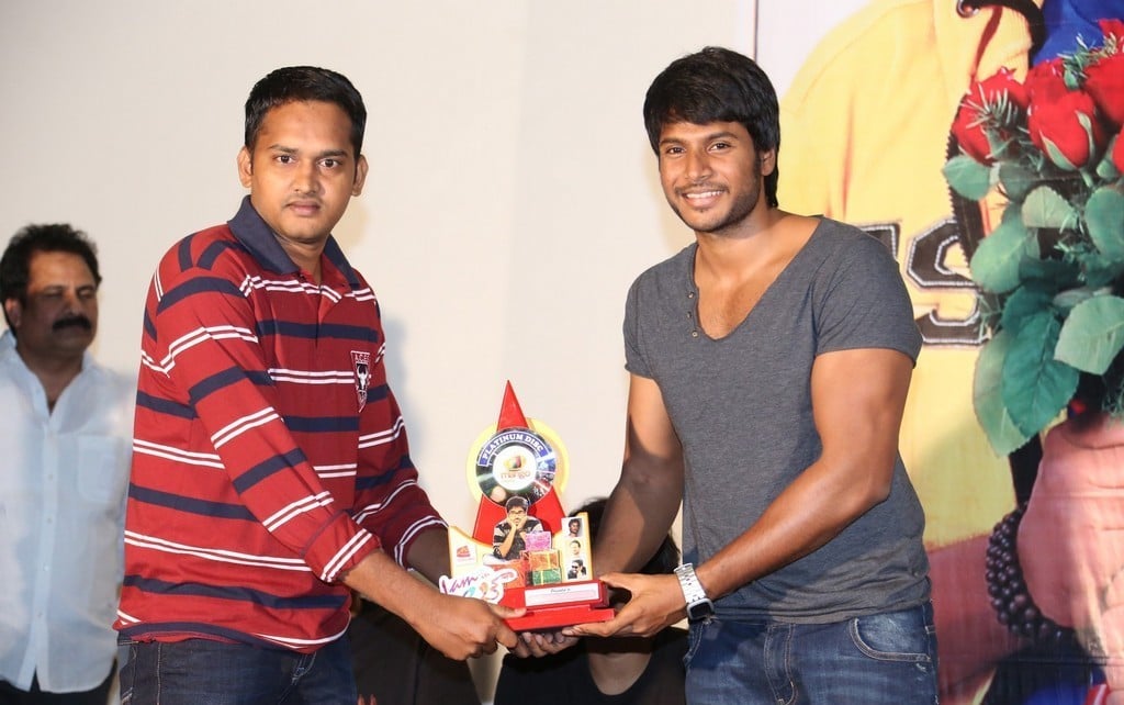 I am in Love Movie Platinum Disc Function