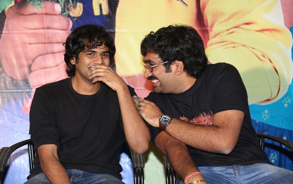 I am in Love Movie Platinum Disc Function