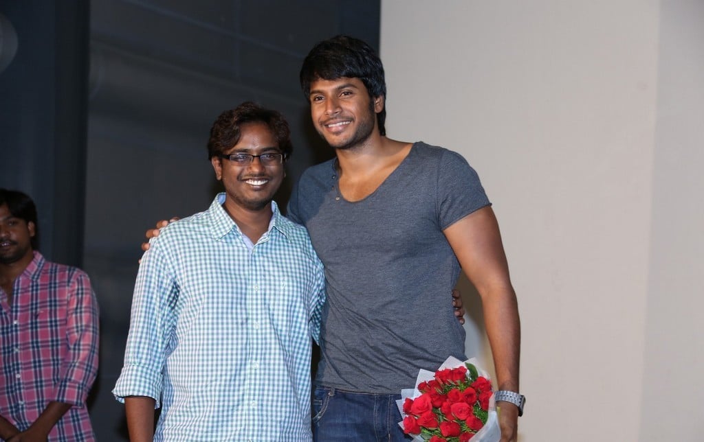 I am in Love Movie Platinum Disc Function