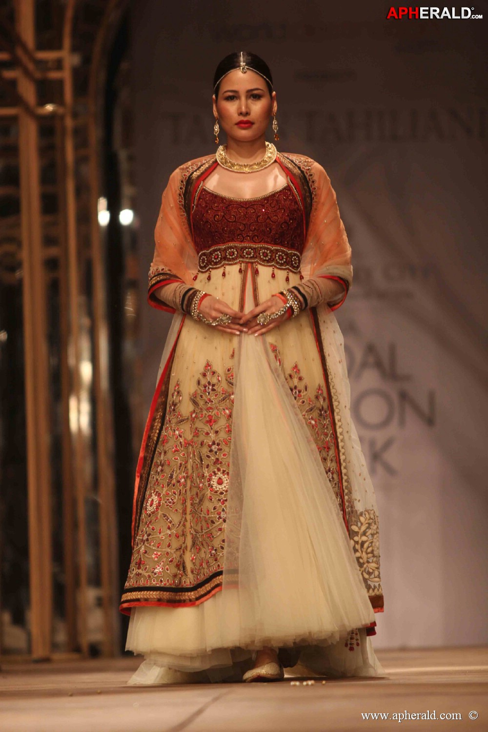 Indian Bridal Fashion Week 2013