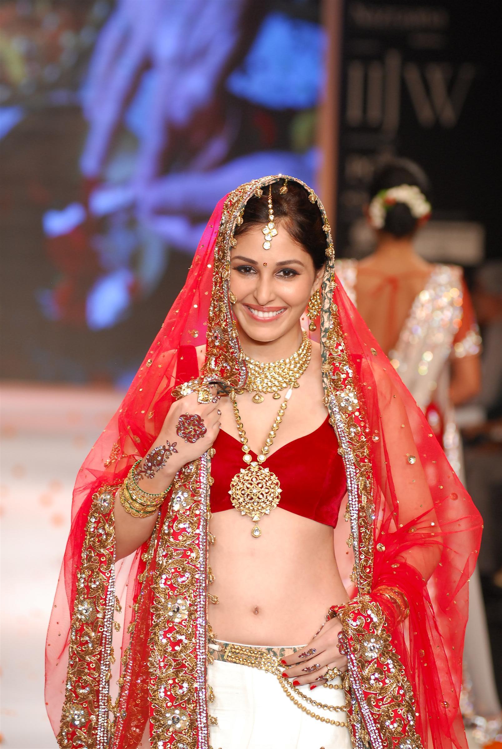 Stars Ramp Walk At India International Jewellery Week 2014 Day 2