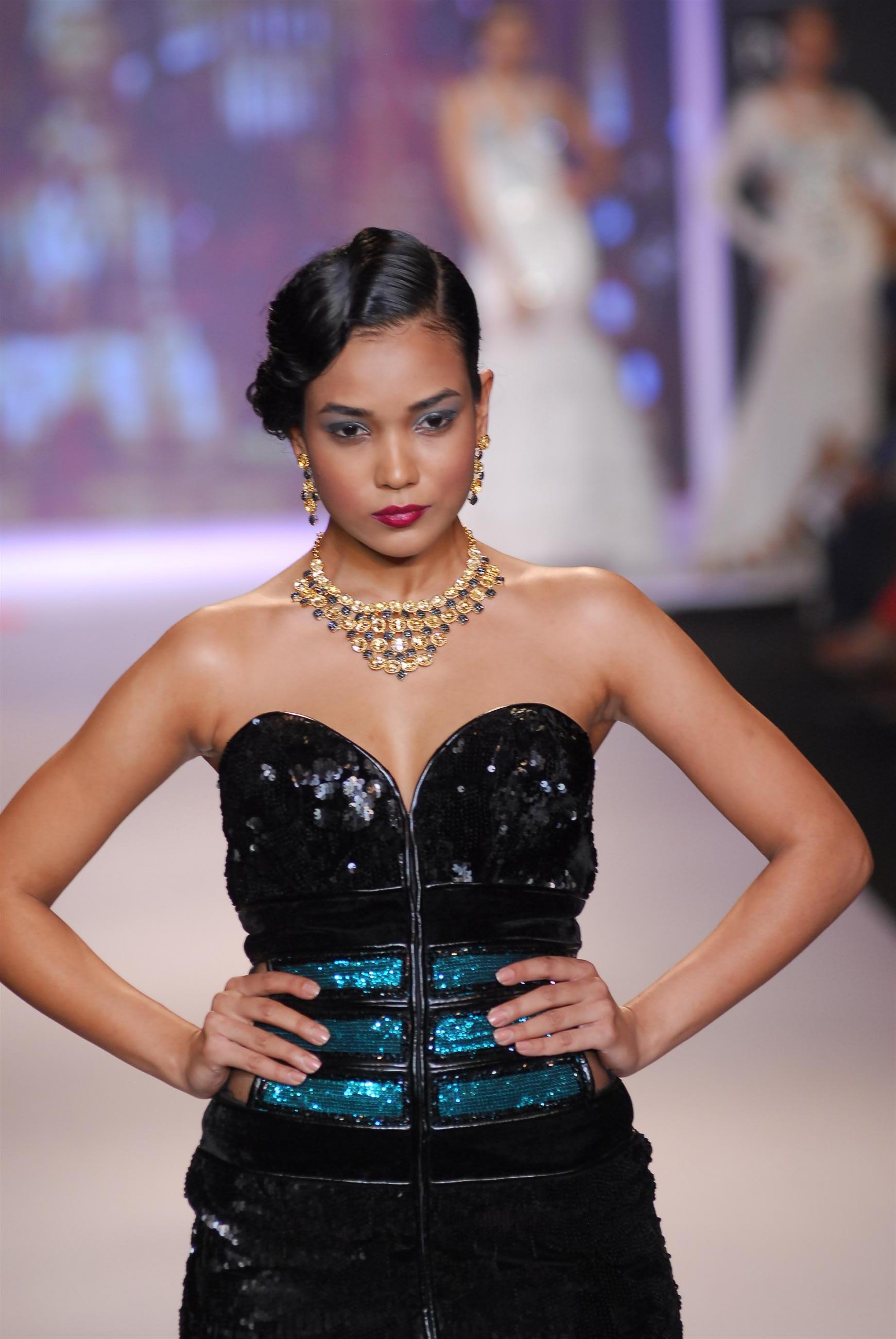 Stars Ramp Walk At India International Jewellery Week 2014 Day 2