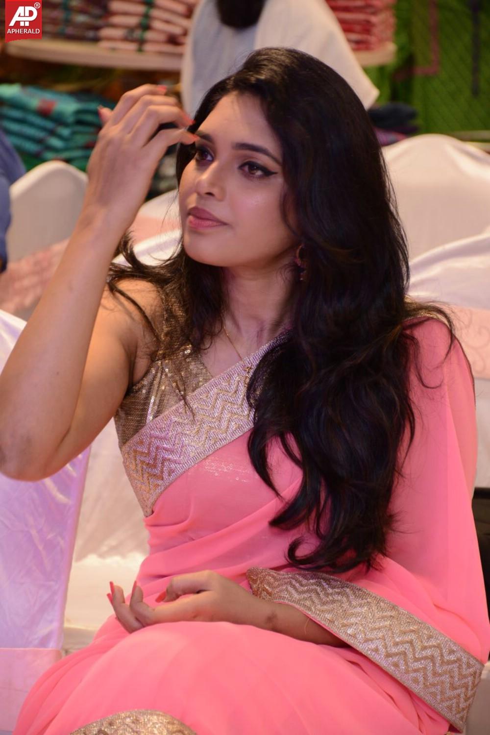 Ishara Launch Max Women's Day Out