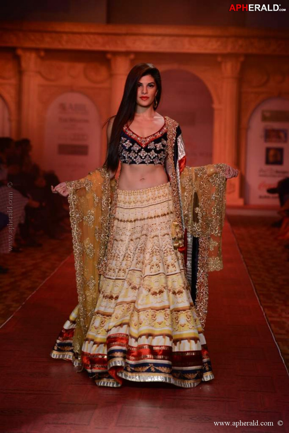 Jacqueline Fernandez New Photos