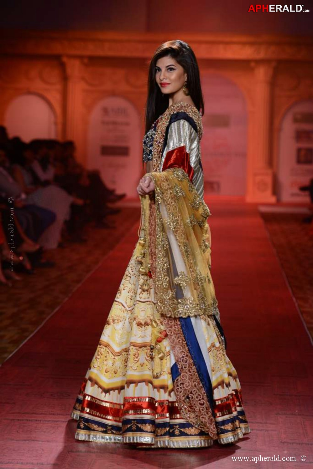Jacqueline Fernandez New Photos