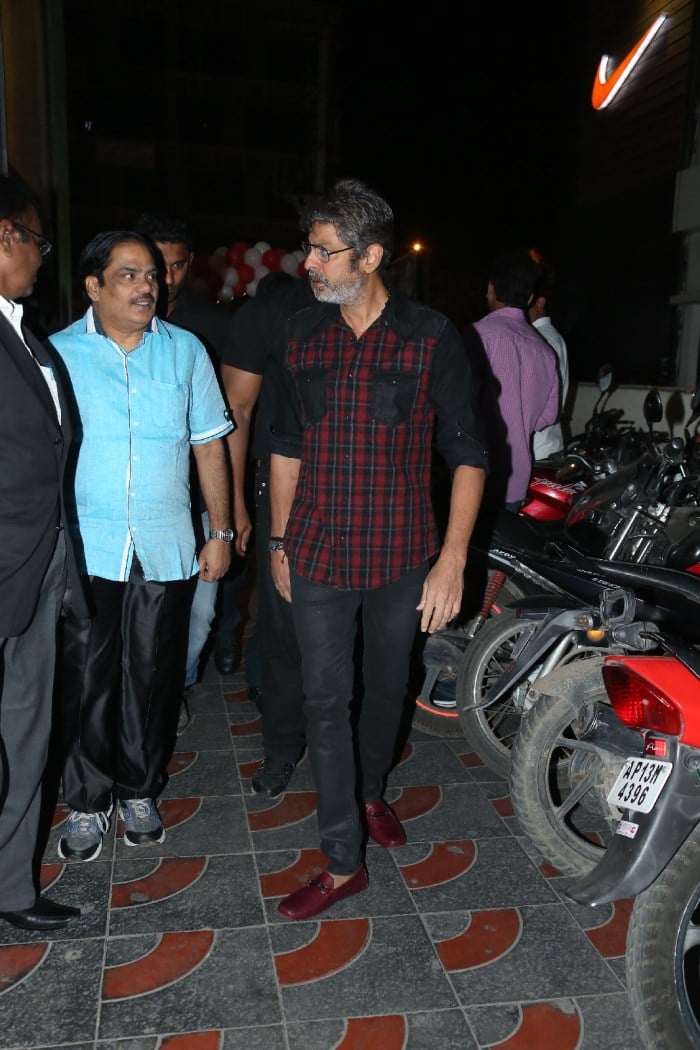 Jagapathi Babu launches Yuktha Restaurant