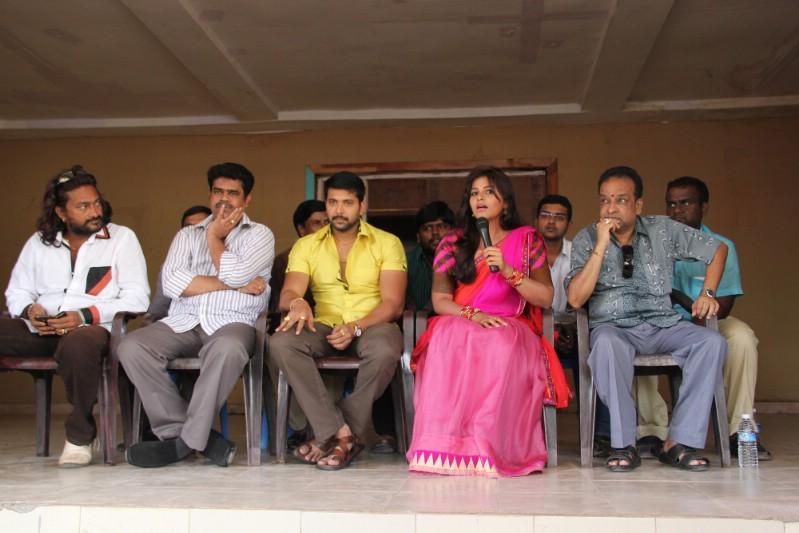 Jayam Ravi and Anjali Movie Launch Stills