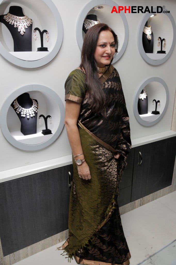 Jayapradha Launches Malabar Diamond Show