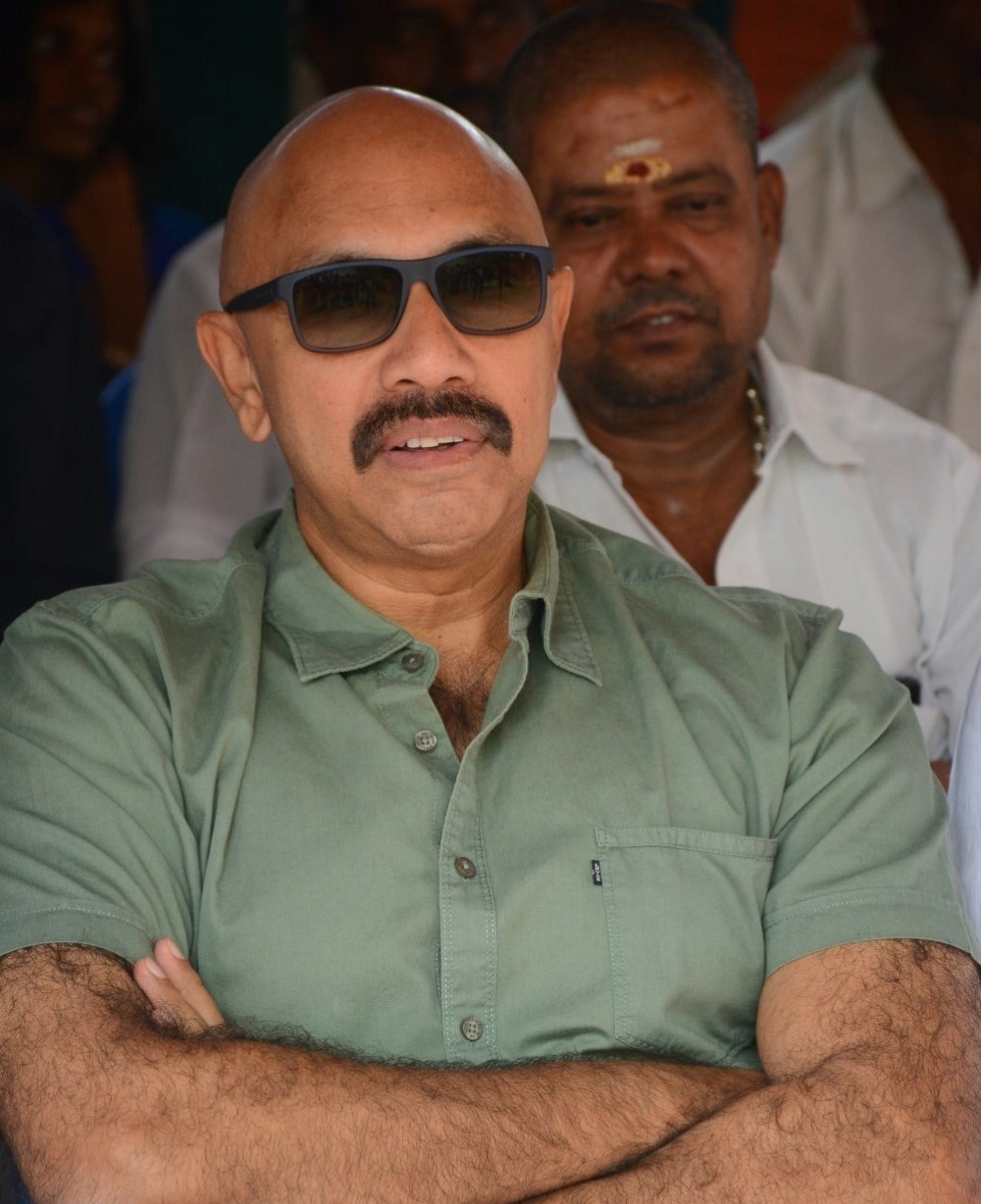 Jeyikkira Kudhira Movie Launch Stills