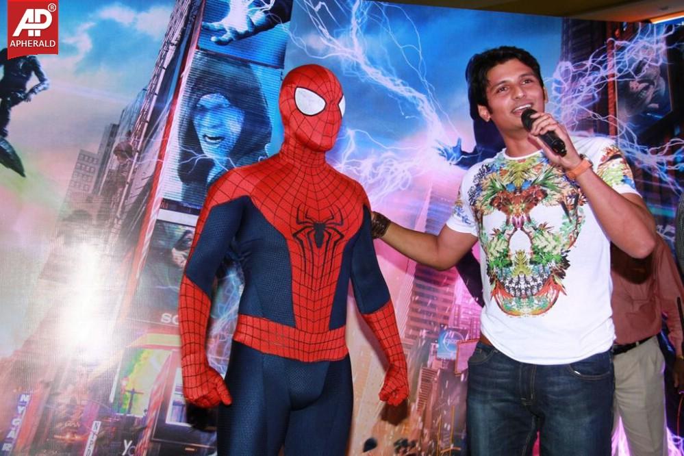 Jiiva Unveils Spiderman at Forum Mall