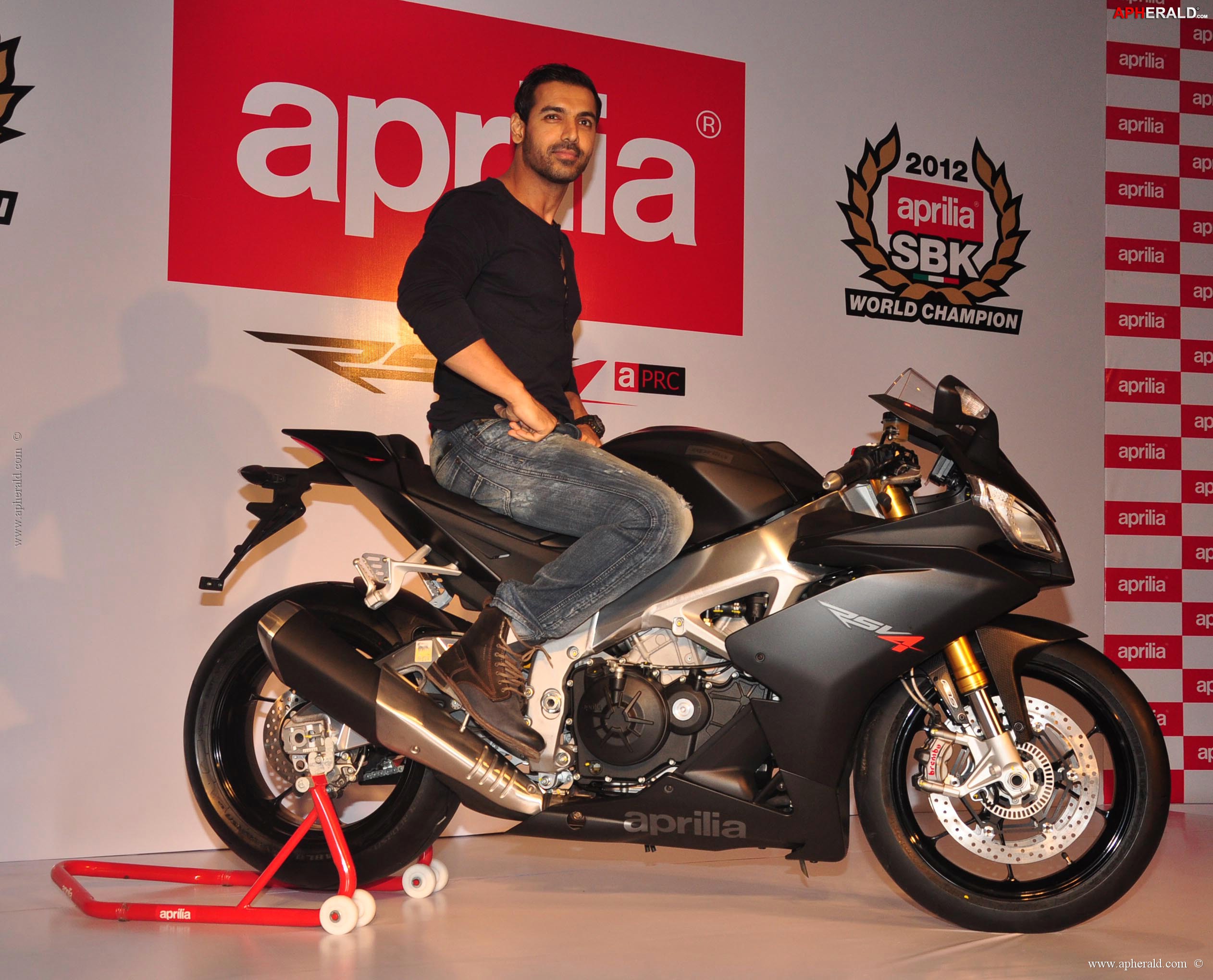 John Abraham owns an Black Aprilia RSV4