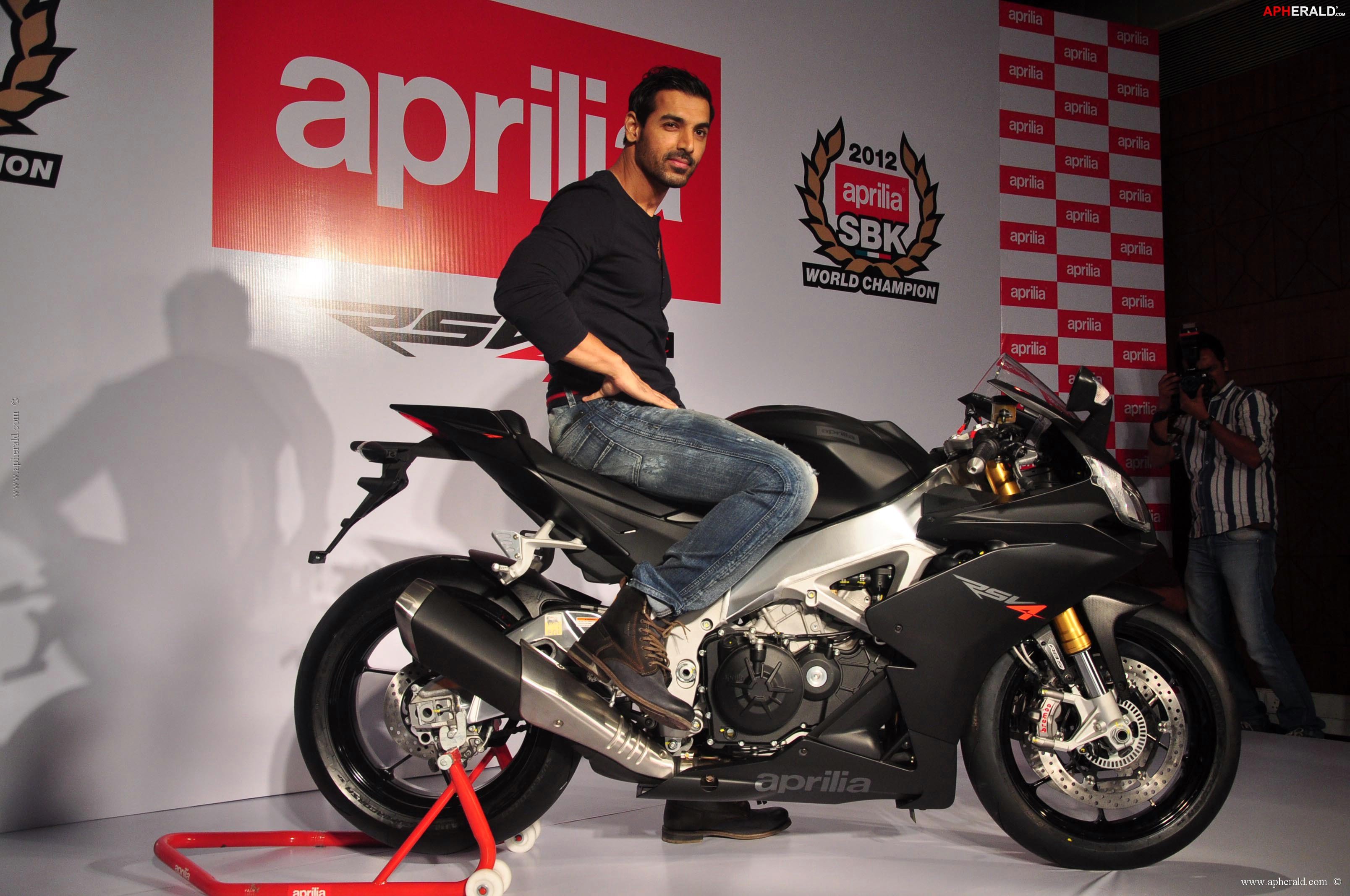 John Abraham owns an Black Aprilia RSV4