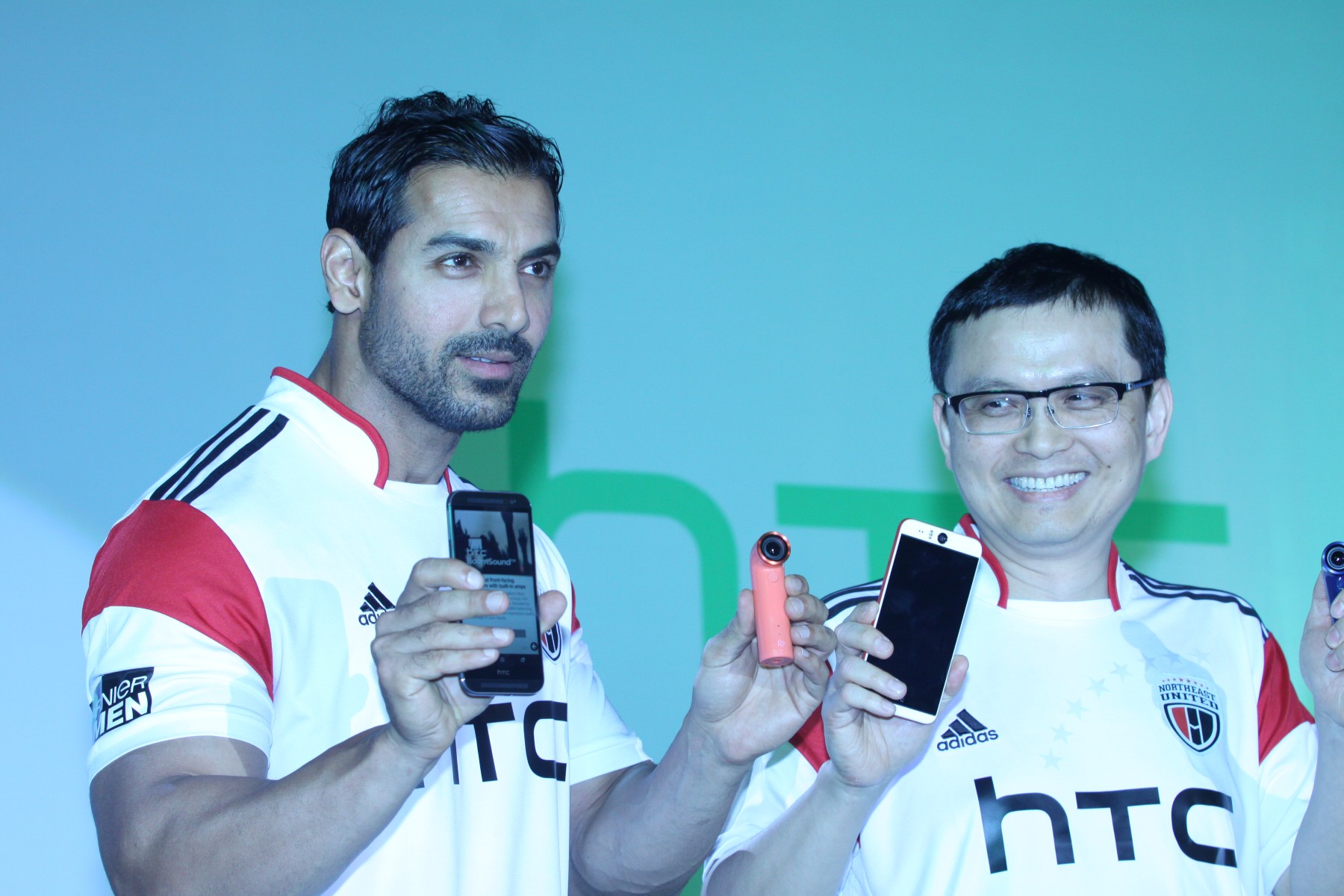 John Abraham Launch HTC Desire Eye Mobile