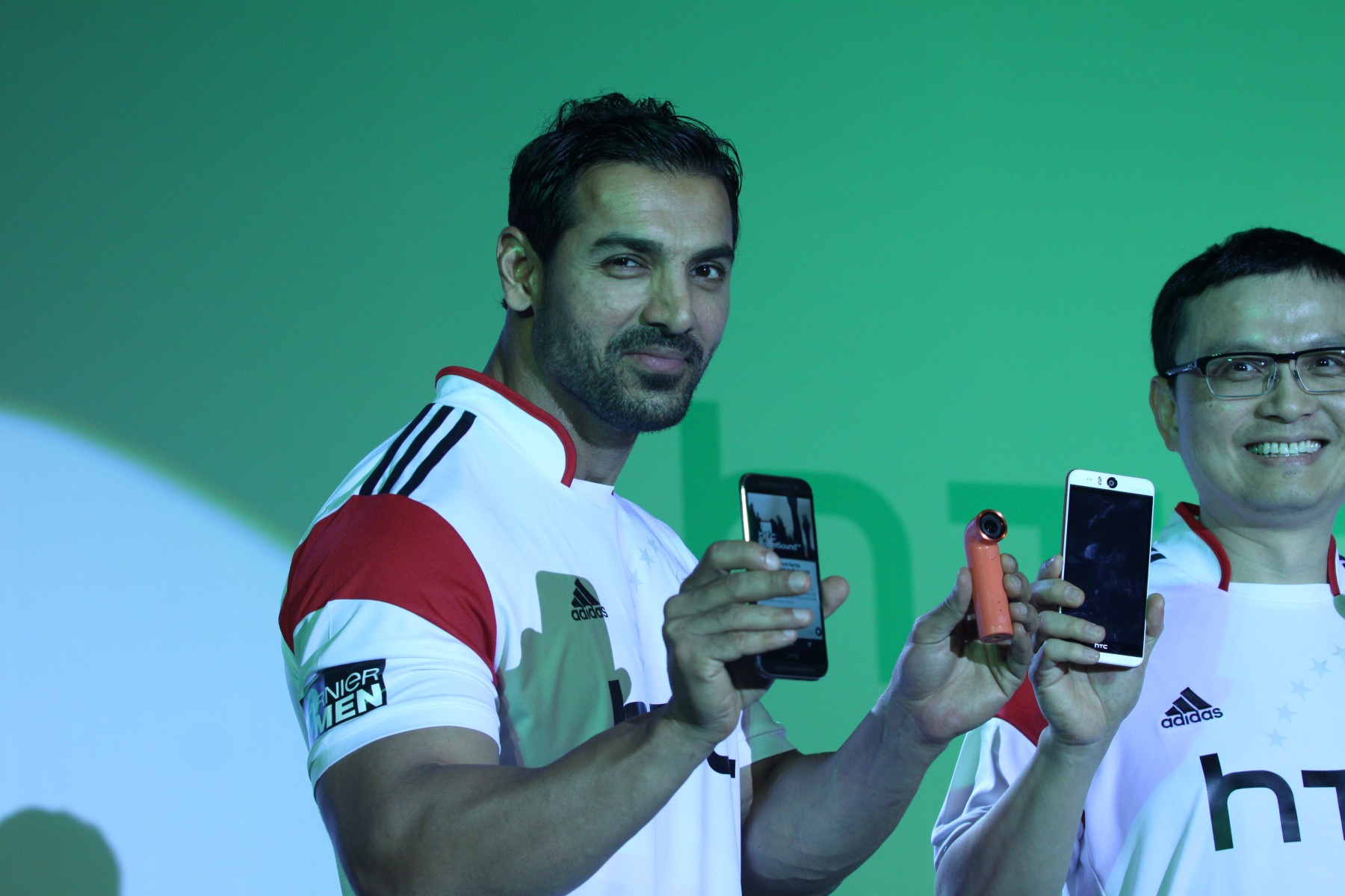 John Abraham Launch HTC Desire Eye Mobile